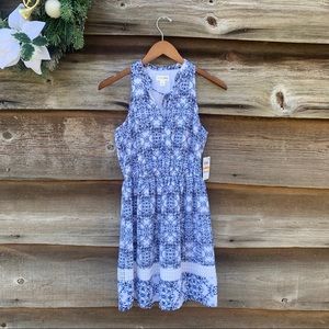 NWT Maison Jules White Navy Blue Floral Dress Size Small